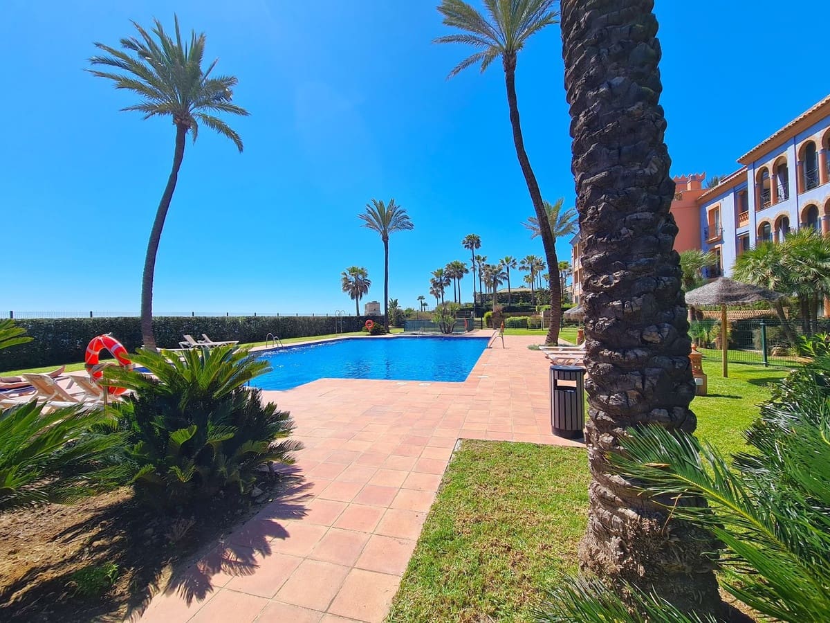 2 soveværelse Lejlighed til salg i Casares med swimmingpool garage - € 499.000 (Ref: 8913037)