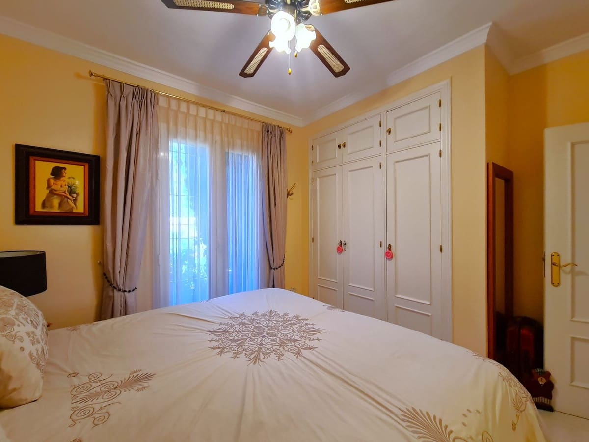 2 soveværelse Lejlighed til salg i Casares med swimmingpool garage - € 499.000 (Ref: 8913037)