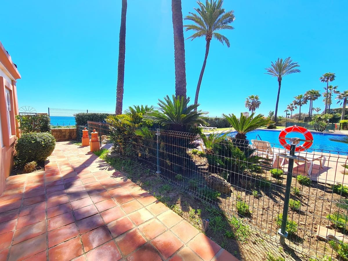 2 soveværelse Lejlighed til salg i Casares med swimmingpool garage - € 499.000 (Ref: 8913037)