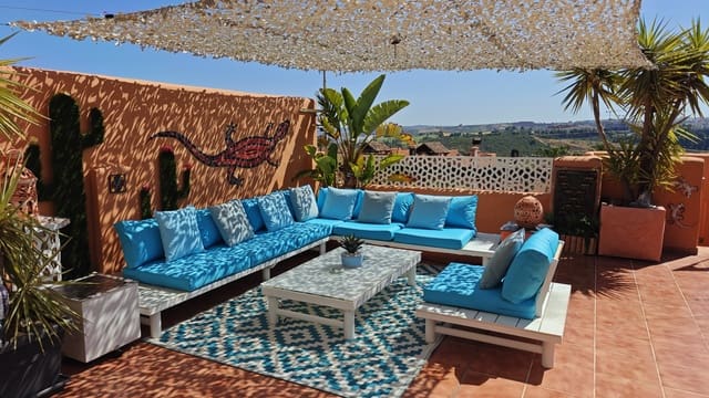 2 chambre Penthouse à vendre à Casares avec piscine garage - 288 000 € (Ref: 8921247)