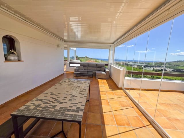 2 slaapkamer Penthouse te koop in Casares met zwembad garage - € 499.000 (Ref: 8948780)