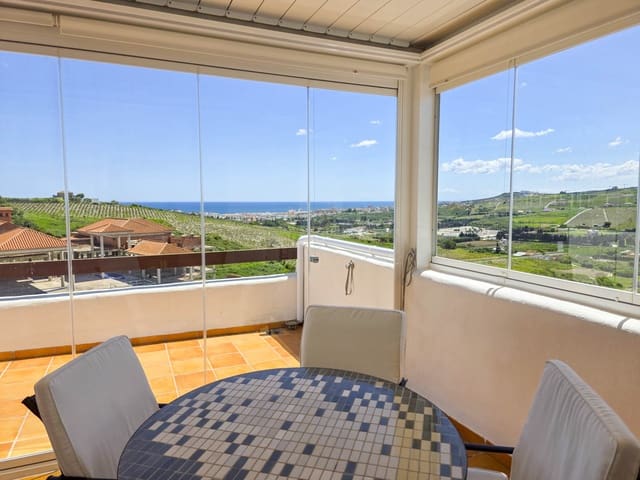 2 slaapkamer Penthouse te koop in Casares met zwembad garage - € 499.000 (Ref: 8948780)