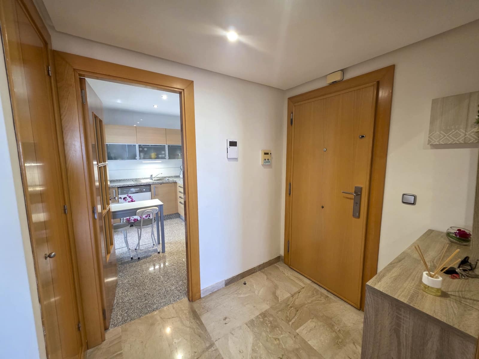 2 sypialnia Penthouse na sprzedaż w Casares z basenem garażem - 499 000 € (Ref: 8948780)