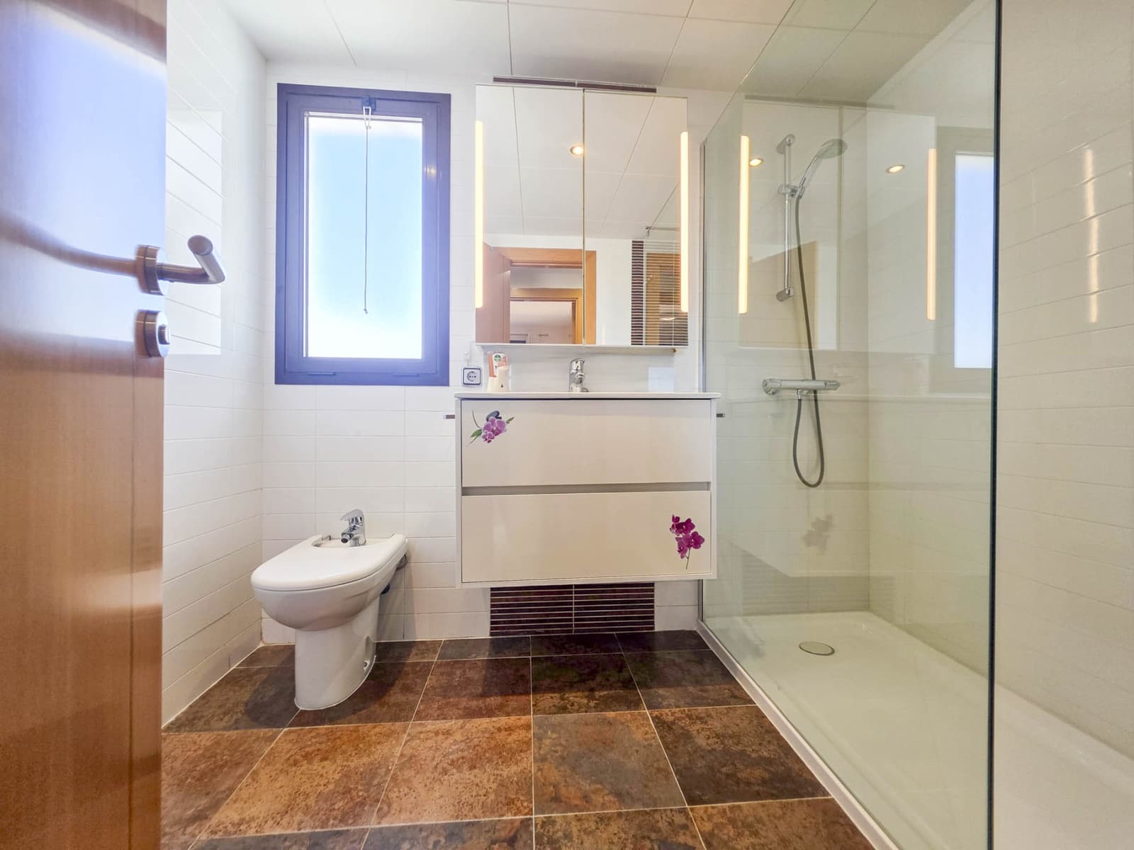 2 sypialnia Penthouse na sprzedaż w Casares z basenem garażem - 499 000 € (Ref: 8948780)