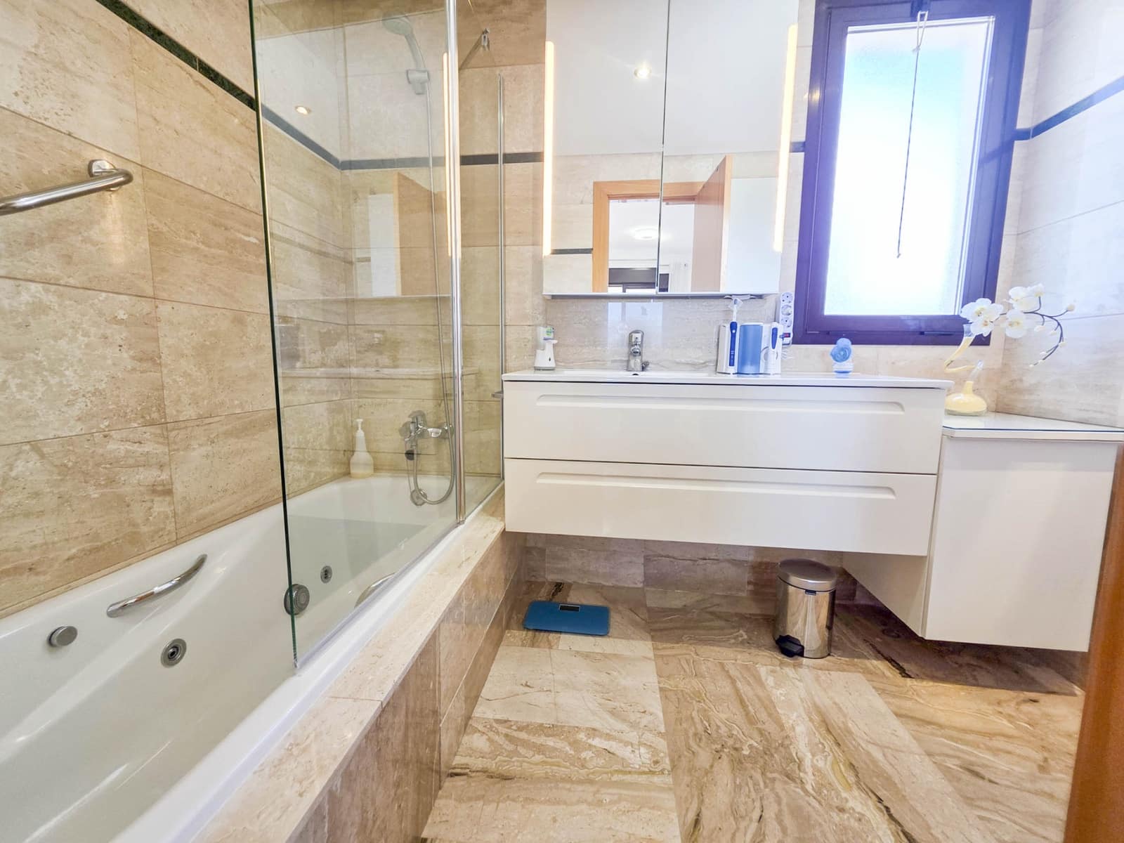 2 sypialnia Penthouse na sprzedaż w Casares z basenem garażem - 499 000 € (Ref: 8948780)