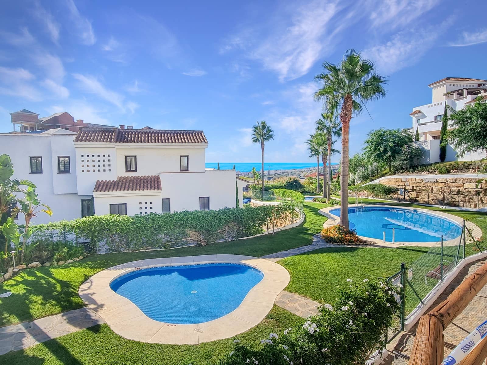 2 sypialnia Penthouse na sprzedaż w Casares z basenem garażem - 499 000 € (Ref: 8948780)