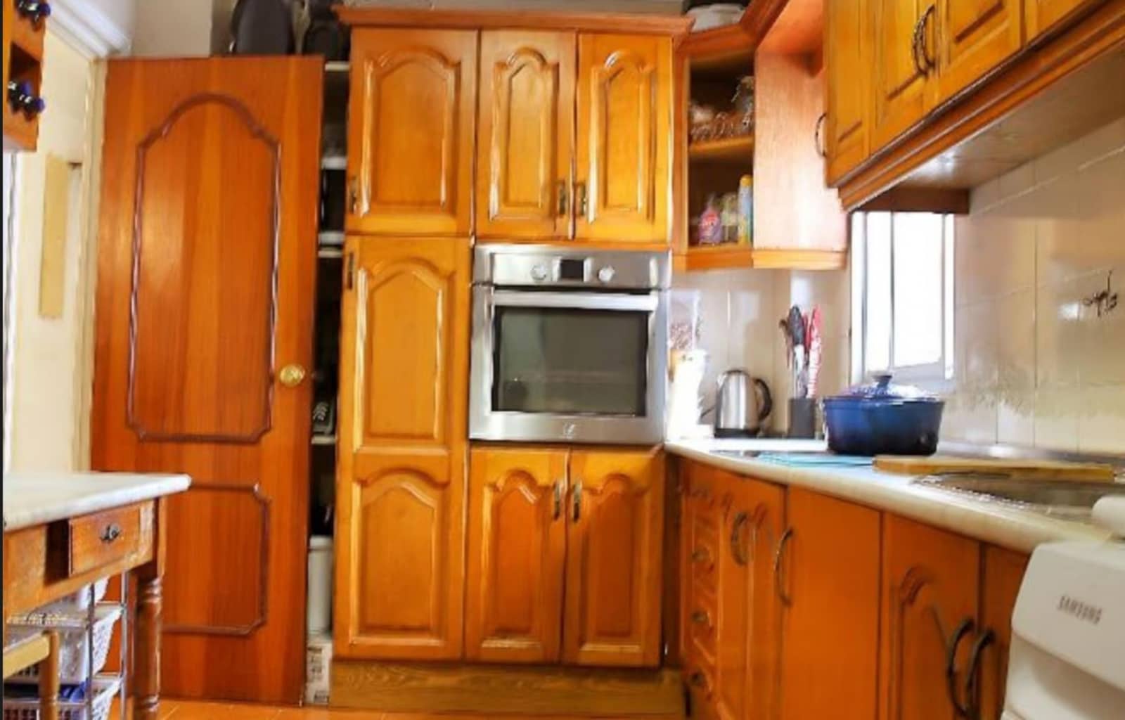 4 makuuhuone Huoneisto myytävänä paikassa Estepona - 385 000 € (Ref: 8954477)