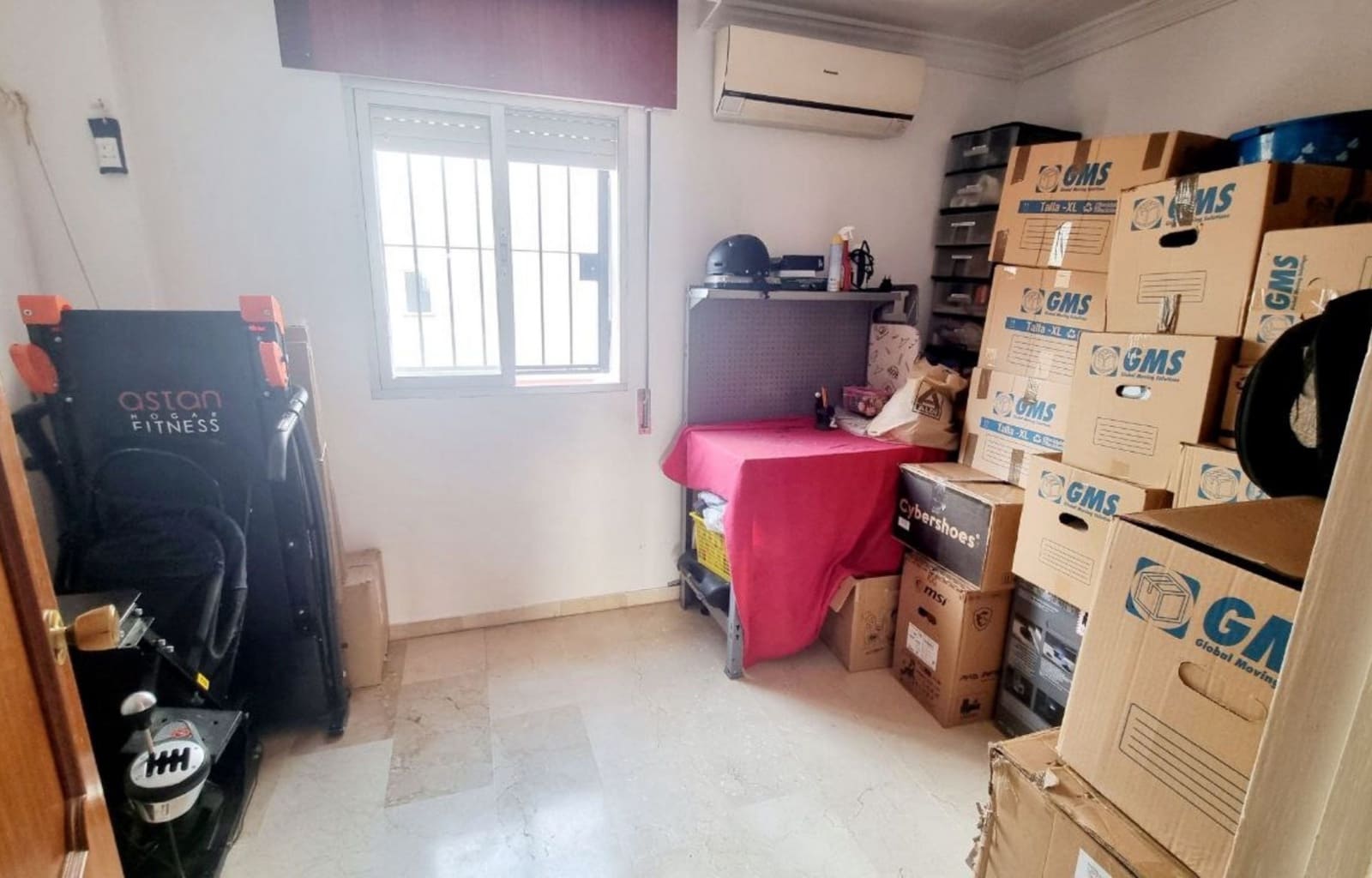 4 makuuhuone Huoneisto myytävänä paikassa Estepona - 385 000 € (Ref: 8954477)