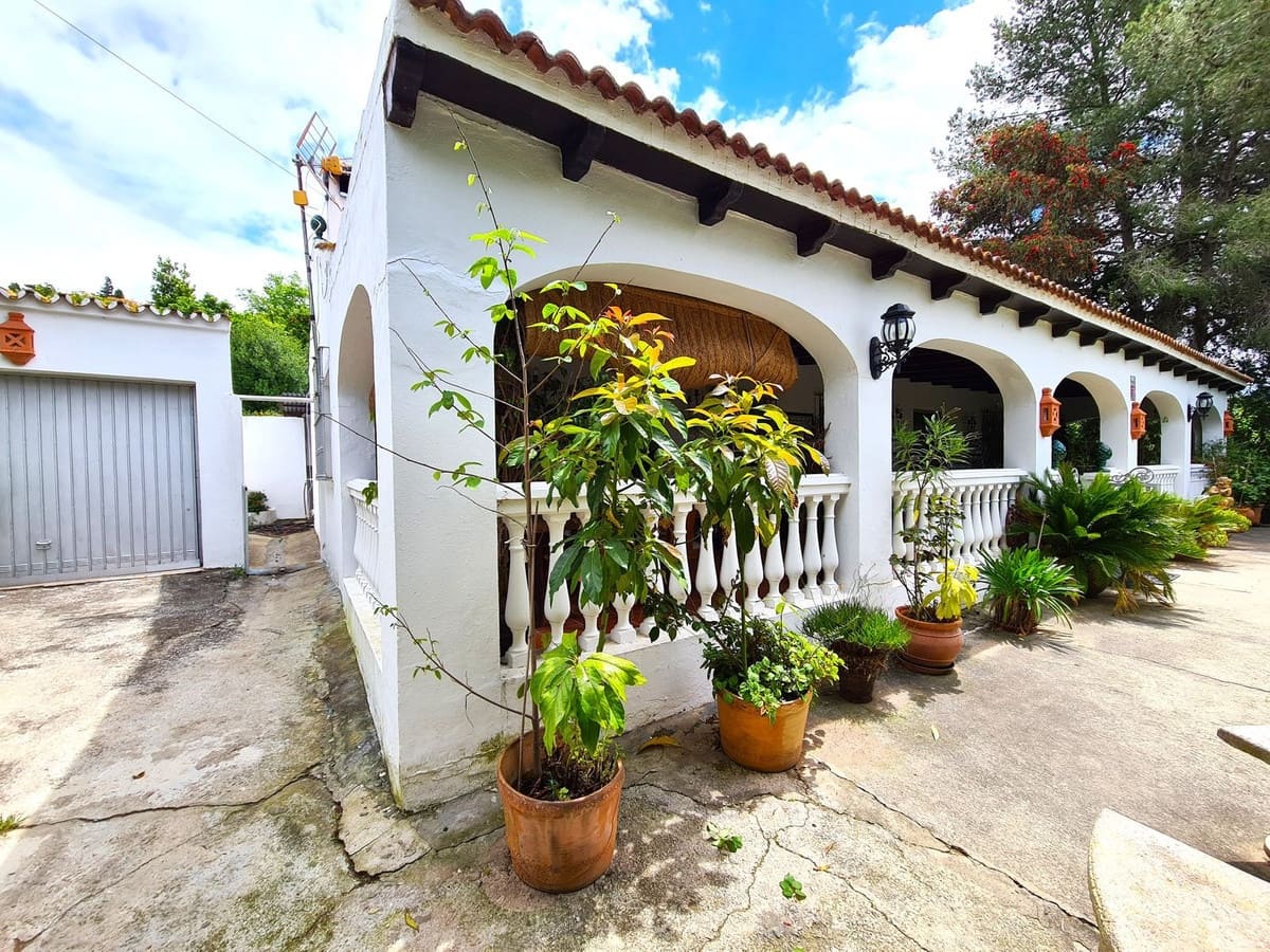 3 soverom Finca/Herregård til salgs i San Martin del Tesorillo med garasje - € 600 000 (Ref: 8985559)