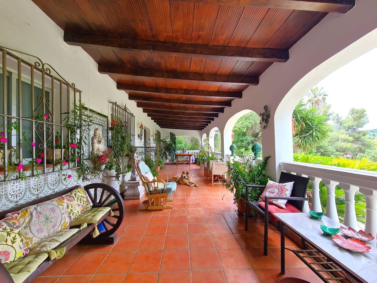 3 soverom Finca/Herregård til salgs i San Martin del Tesorillo med garasje - € 600 000 (Ref: 8985559)