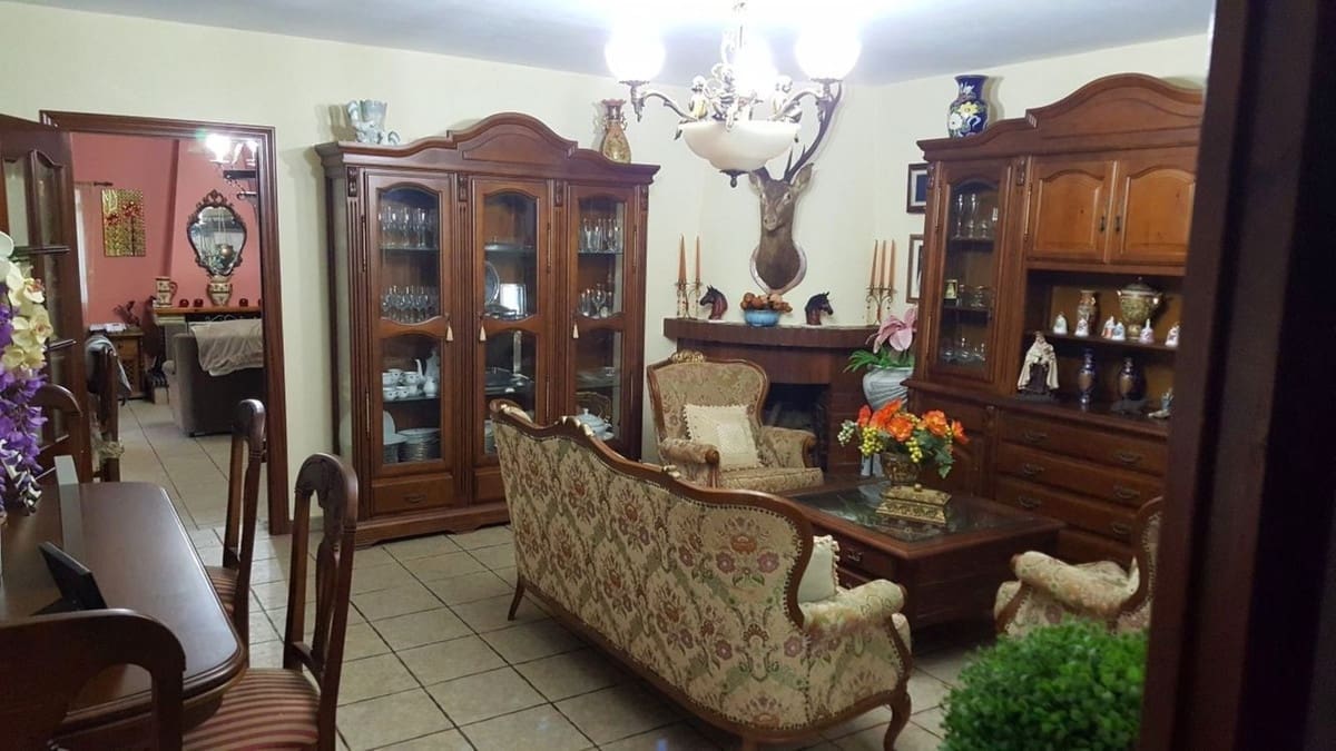 3 soverom Finca/Herregård til salgs i San Martin del Tesorillo med garasje - € 600 000 (Ref: 8985559)