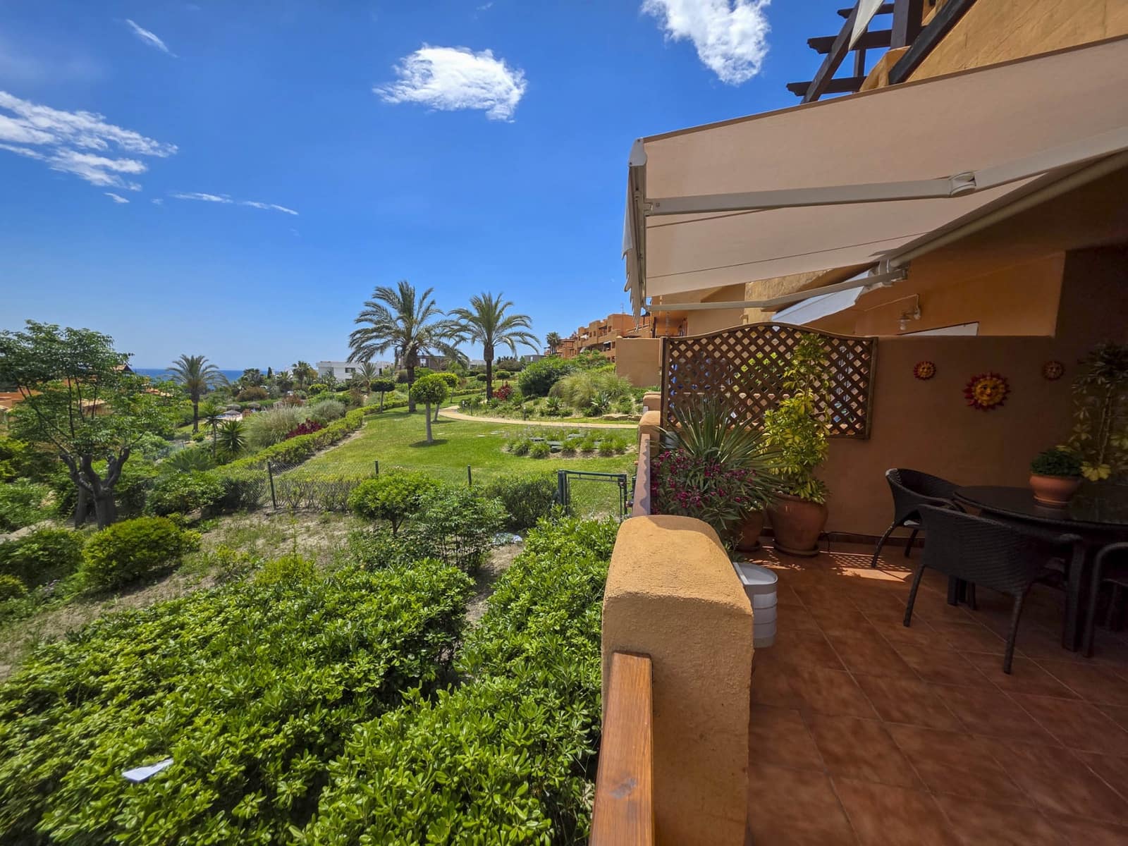 2 bedroom Apartment for sale in Casares with pool garage - € 249,900 (Ref: 8988192)