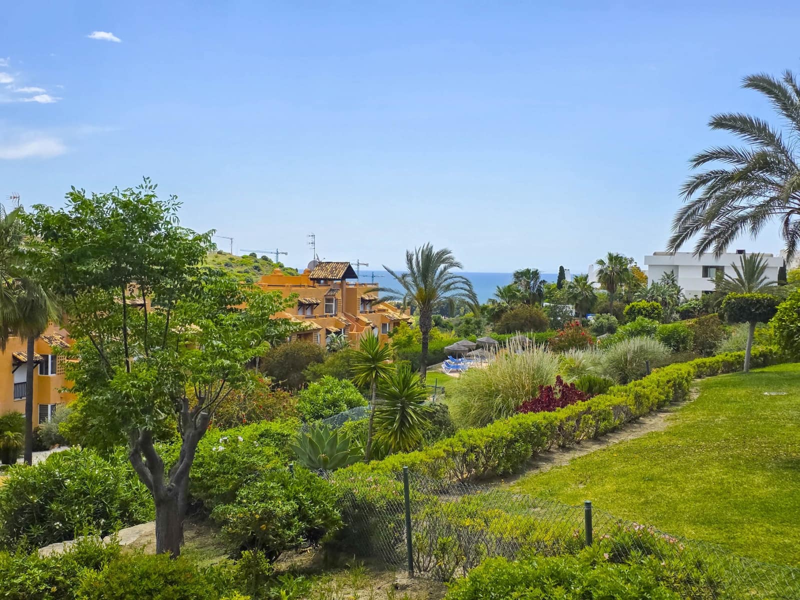 2 bedroom Apartment for sale in Casares with pool garage - € 249,900 (Ref: 8988192)