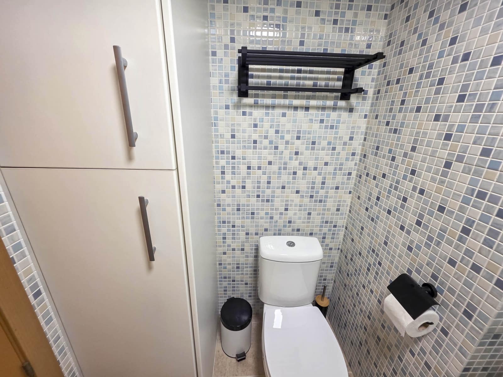 2 bedroom Apartment for sale in Casares with pool garage - € 249,900 (Ref: 8988192)