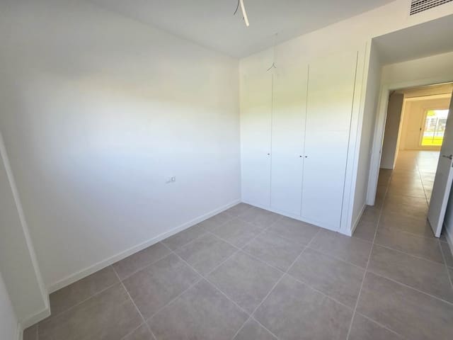 2 soverom Leilighet til salgs i Estepona med svømmebasseng garasje - € 369 000 (Ref: 9012410)