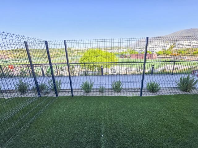 2 soverom Leilighet til salgs i Estepona med svømmebasseng garasje - € 369 000 (Ref: 9012410)