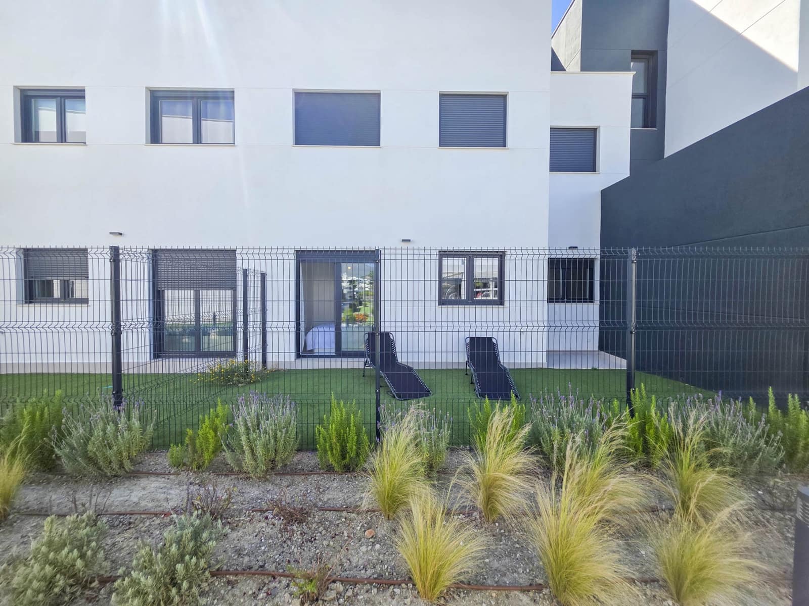 3 soveværelse Lejlighed til salg i Estepona med swimmingpool garage - € 385.000 (Ref: 9012411)