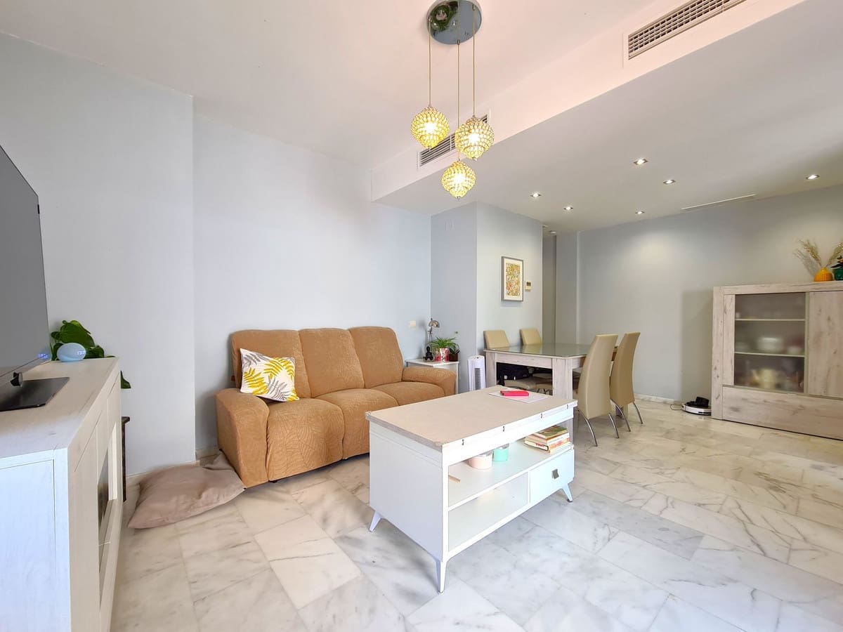 2 soveværelse Lejlighed til salg i Estepona med swimmingpool garage - € 249.000 (Ref: 9017411)