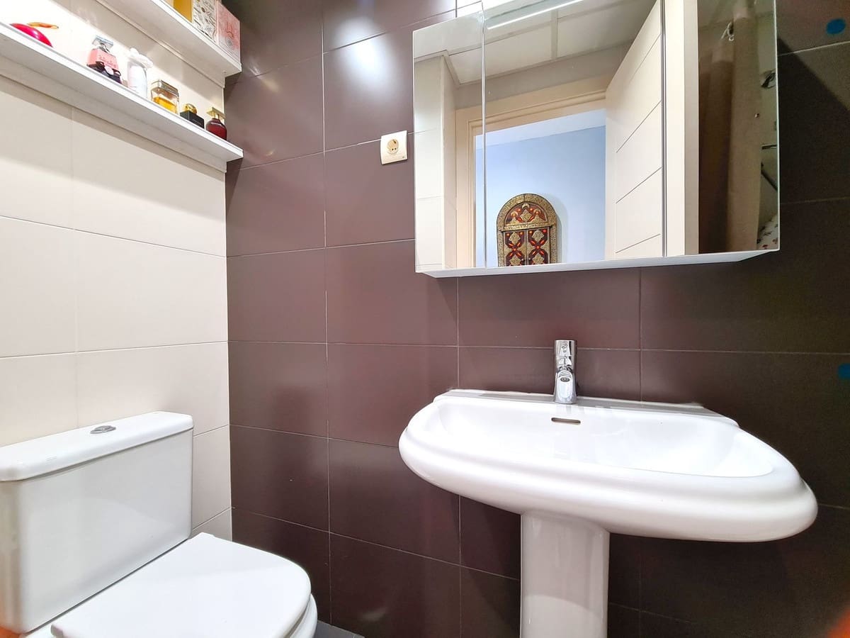 2 soveværelse Lejlighed til salg i Estepona med swimmingpool garage - € 249.000 (Ref: 9017411)