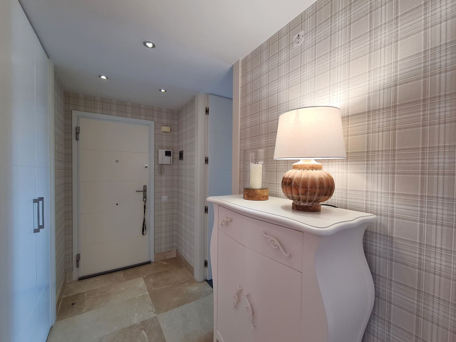 3 soveværelse Lejlighed til salg i Manilva med swimmingpool garage - € 398.000 (Ref: 9031278)