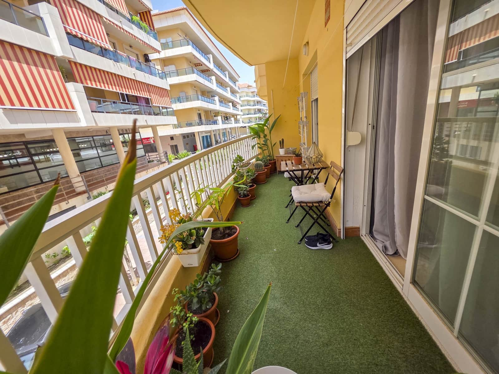 2 bedroom Apartment for sale in San Luis de Sabinillas with garage - € 199,900 (Ref: 9034376)