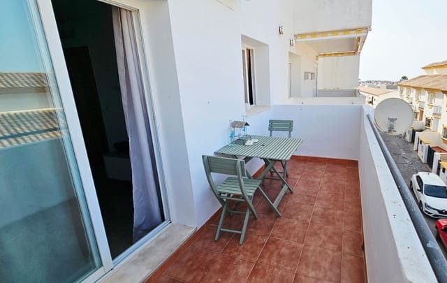 2 soverom Leilighet til salgs i Manilva med svømmebasseng garasje - € 208 000 (Ref: 9065093)