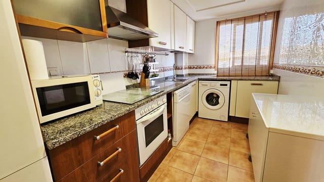 2 soverom Leilighet til salgs i Manilva med svømmebasseng garasje - € 208 000 (Ref: 9065093)