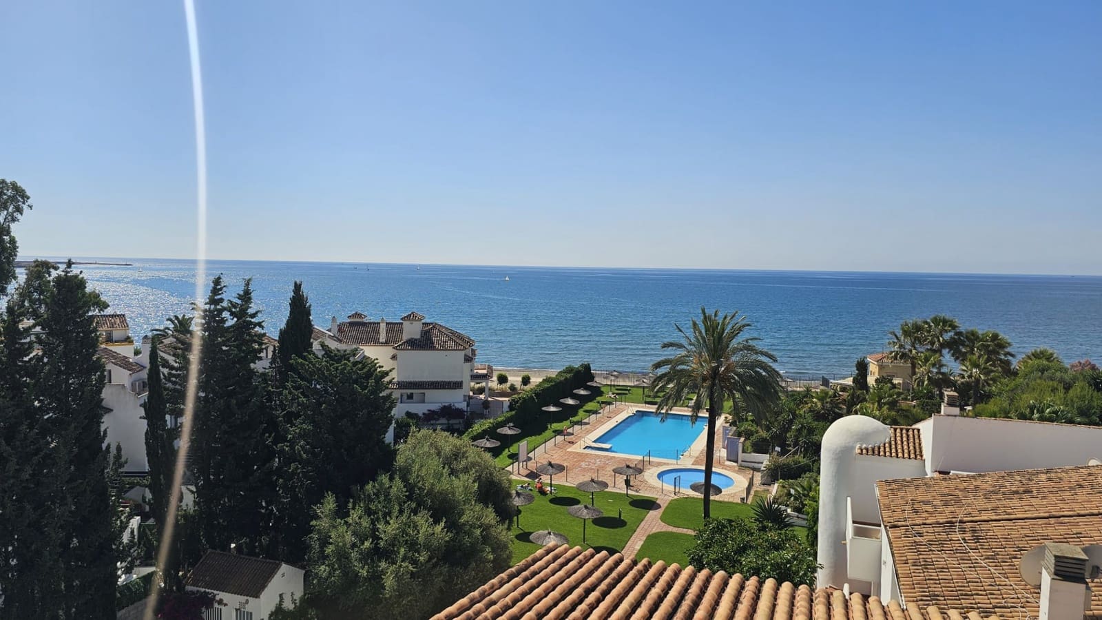 3 soverom Penthouse til salgs i Estepona med svømmebasseng garasje - € 865 000 (Ref: 9065094)