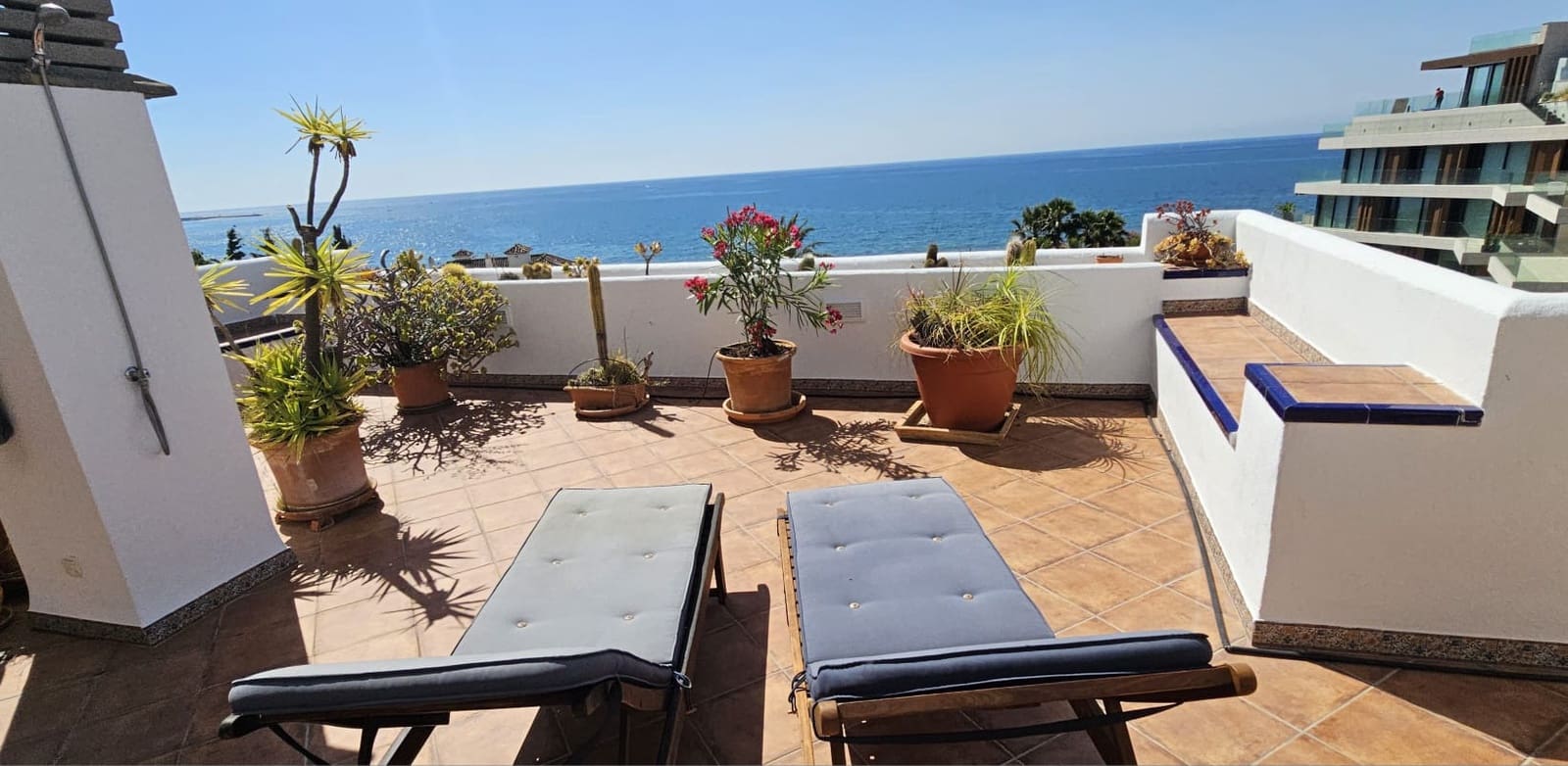 3 soveværelse Penthouse til salg i Estepona med swimmingpool garage - € 865.000 (Ref: 9065094)