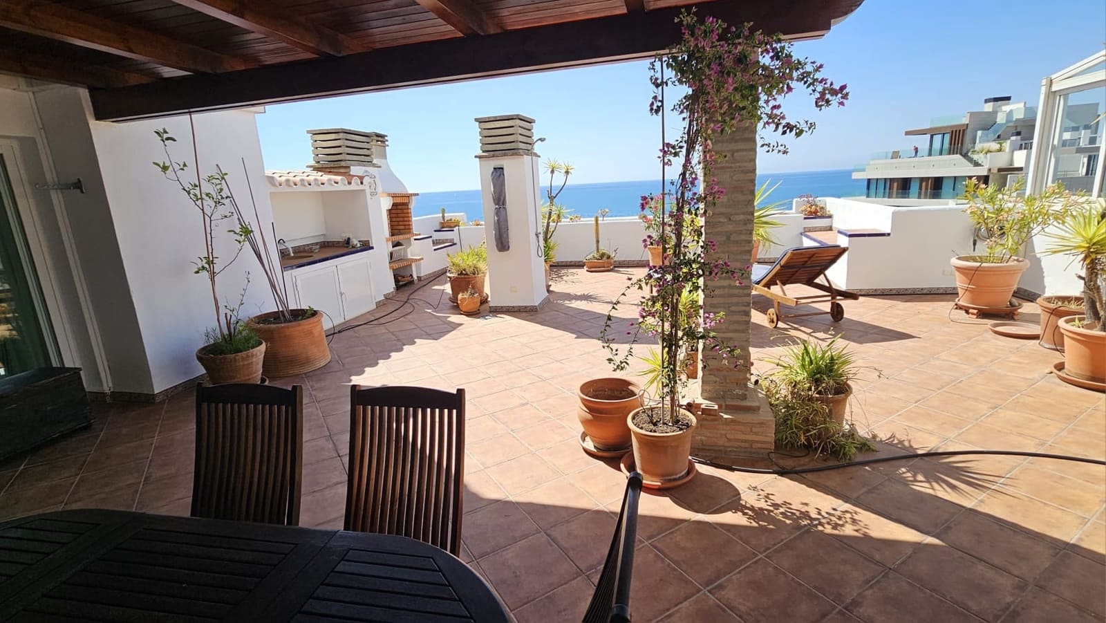 3 soveværelse Penthouse til salg i Estepona med swimmingpool garage - € 865.000 (Ref: 9065094)