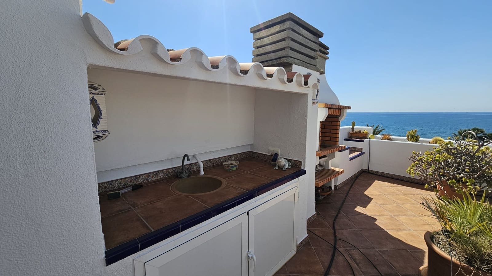 3 soveværelse Penthouse til salg i Estepona med swimmingpool garage - € 865.000 (Ref: 9065094)