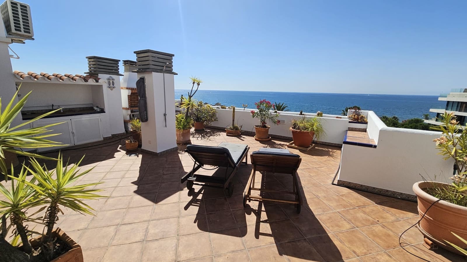 3 soveværelse Penthouse til salg i Estepona med swimmingpool garage - € 865.000 (Ref: 9065094)