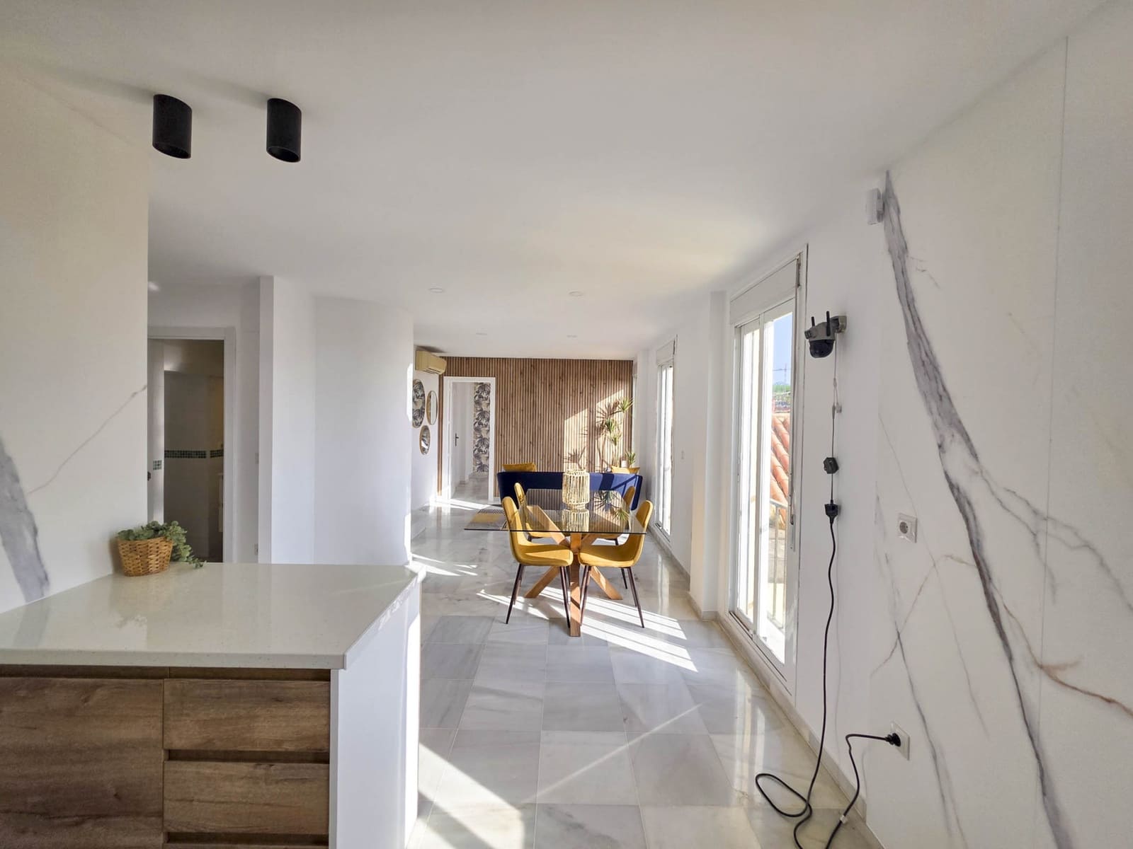 3 soveværelse Penthouse til salg i La Duquesa / Puerto de la Duquesa med swimmingpool - € 245.000 (Ref: 9075774)