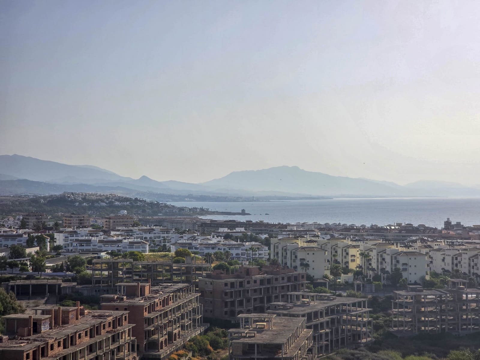 3 soveværelse Penthouse til salg i La Duquesa / Puerto de la Duquesa med swimmingpool - € 245.000 (Ref: 9075774)