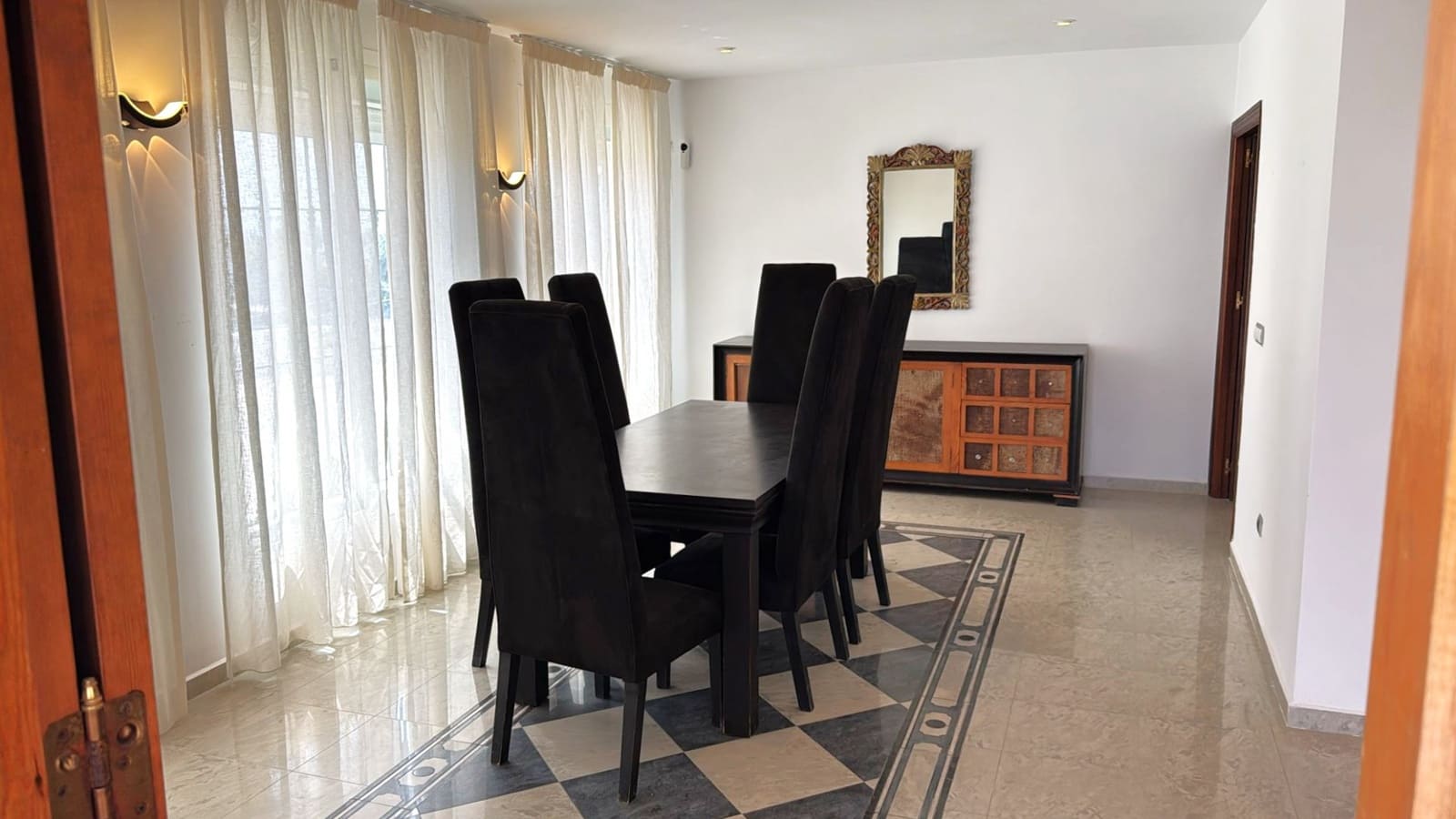 3 soverom Villa til salgs i Buenas Noches med garasje - € 789 000 (Ref: 9085213)