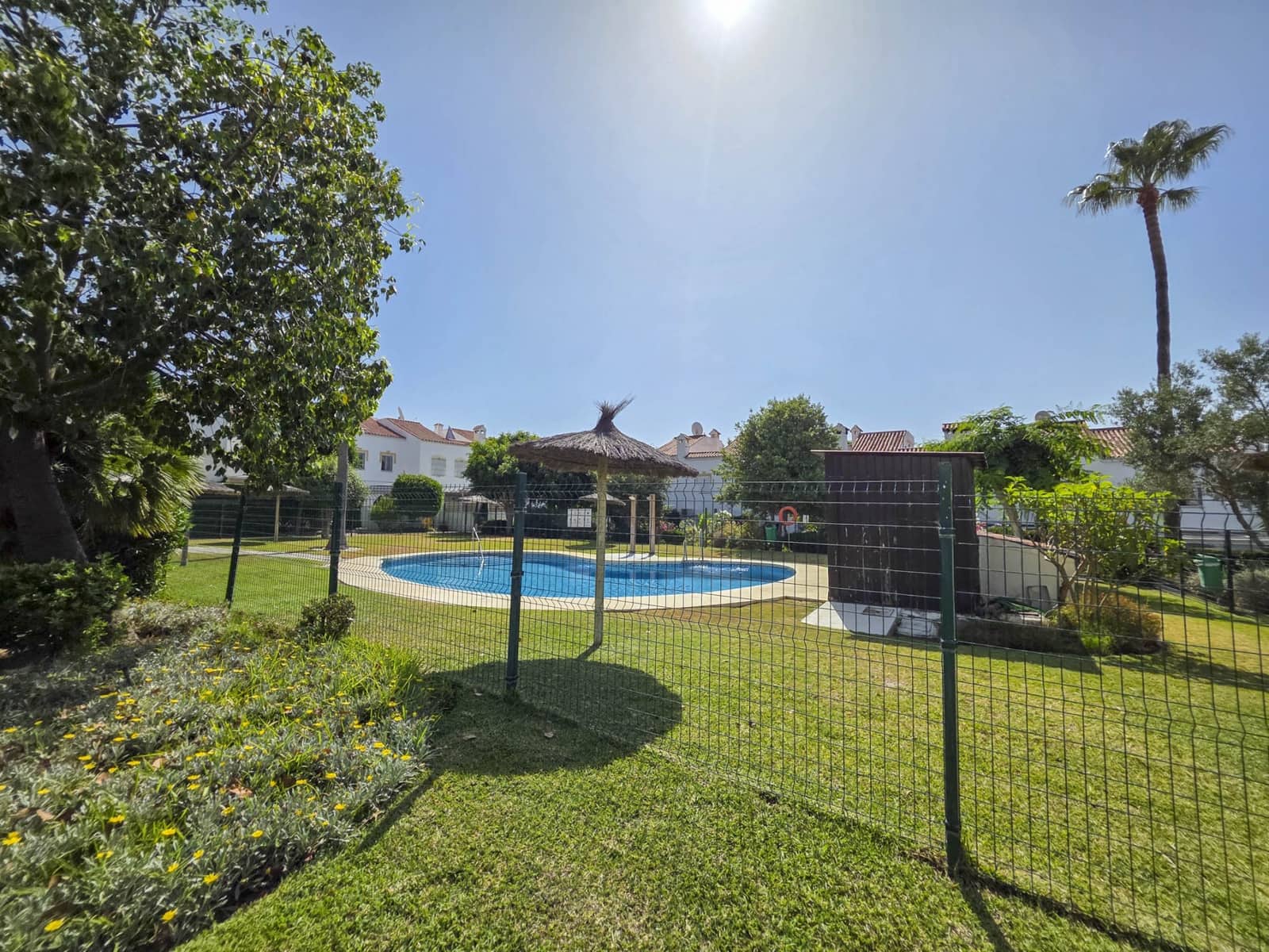 3 soveværelse Byhus til salg i Casares med swimmingpool - € 425.000 (Ref: 9096025)