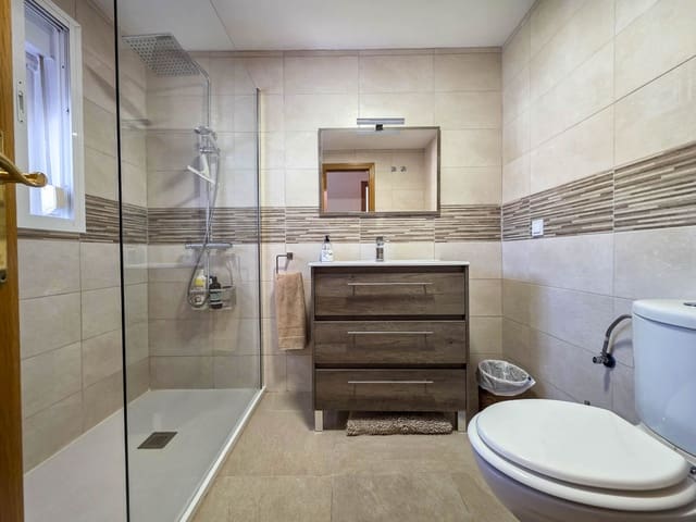 3 soveværelse Byhus til salg i Marina de Casares, Casares med swimmingpool - € 425.000 (Ref: 9096025)