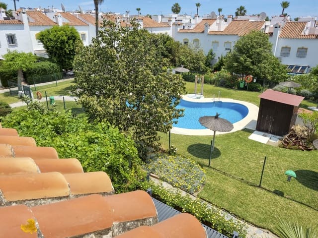 3 soveværelse Byhus til salg i Casares med swimmingpool - € 425.000 (Ref: 9096025)