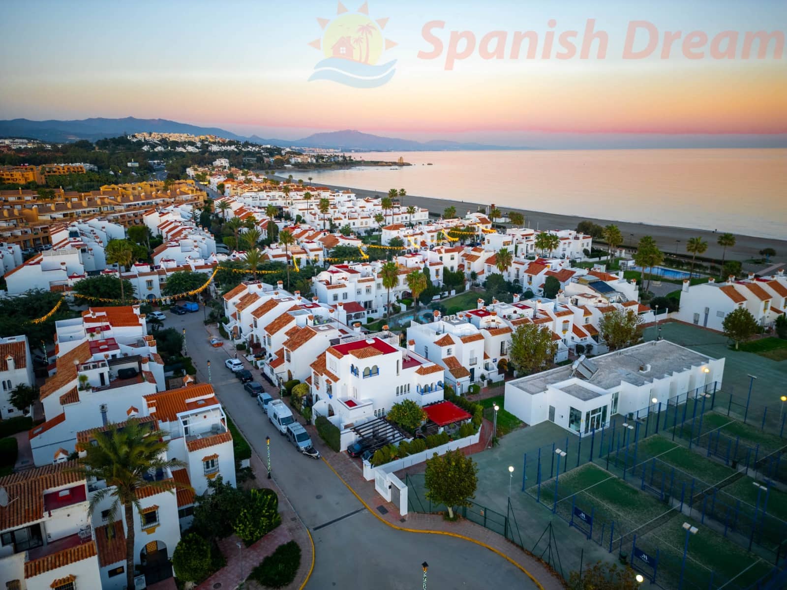 3 soveværelse Byhus til salg i Casares med swimmingpool - € 425.000 (Ref: 9096025)