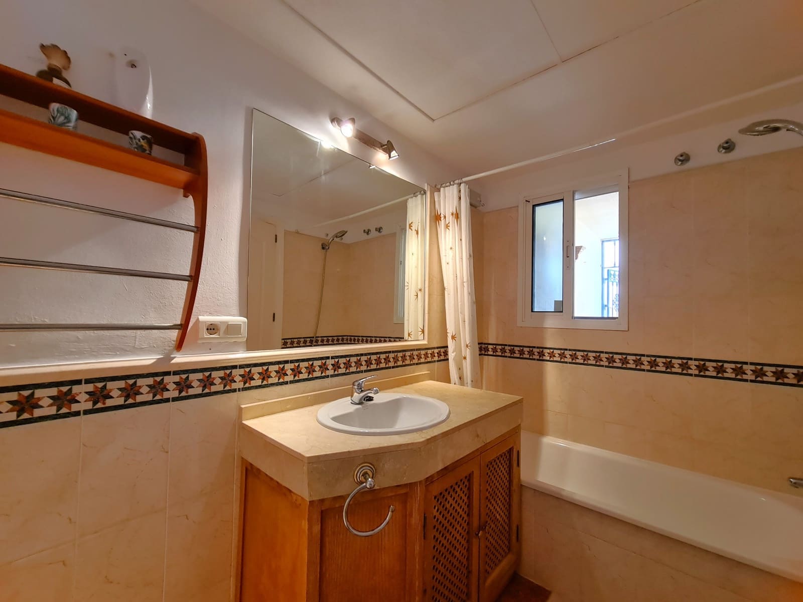 3 soveværelse Lejlighed til salg i Buenas Noches med swimmingpool - € 480.000 (Ref: 9114344)