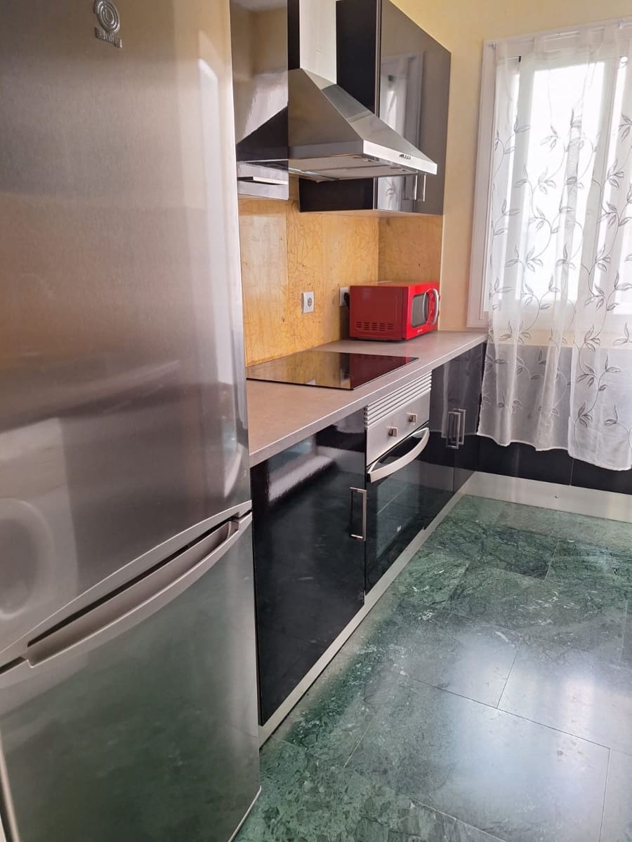 1 soveværelse Lejlighed til salg i Estepona med swimmingpool garage - € 295.000 (Ref: 9118634)