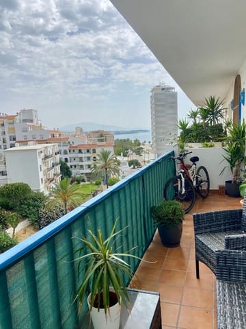 1 sypialnia Apartament na sprzedaż w Puerto de Estepona, Estepona z basenem garażem - 295 000 € (Ref: 9118634)