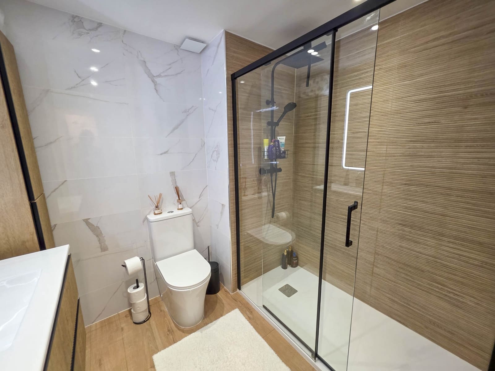 2 soveværelse Lejlighed til salg i Marbella med swimmingpool garage - € 399.000 (Ref: 9134295)