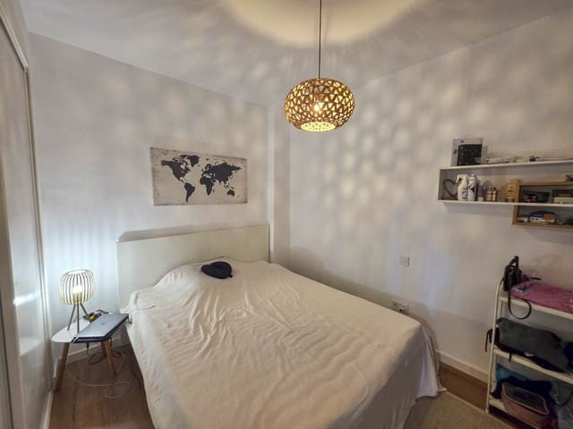 2 makuuhuone Huoneisto myytävänä paikassa La Reserva, Marbella mukana uima-altaan 
autotalli - 359 000 € (Ref: 9134295)