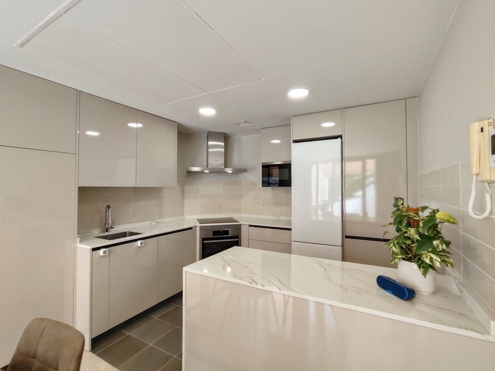 4 soveværelse Semi-Rækkehus til salg i Casares med garage - € 530.000 (Ref: 9136993)