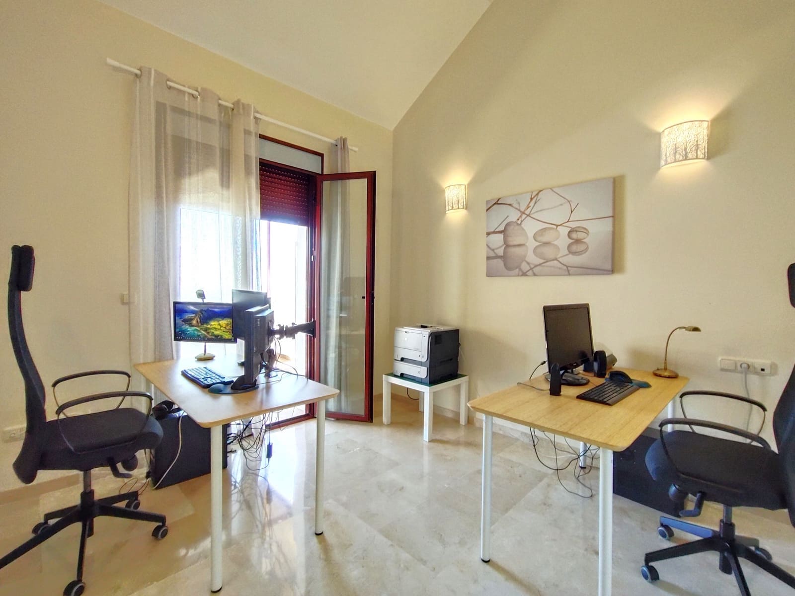 4 soveværelse Semi-Rækkehus til salg i Casares med garage - € 530.000 (Ref: 9136993)