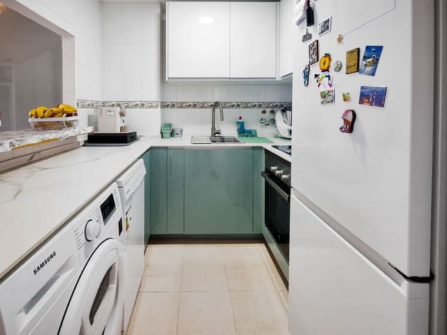 2 slaapkamer Appartement te koop in Casares met zwembad garage - € 245.000 (Ref: 9143468)