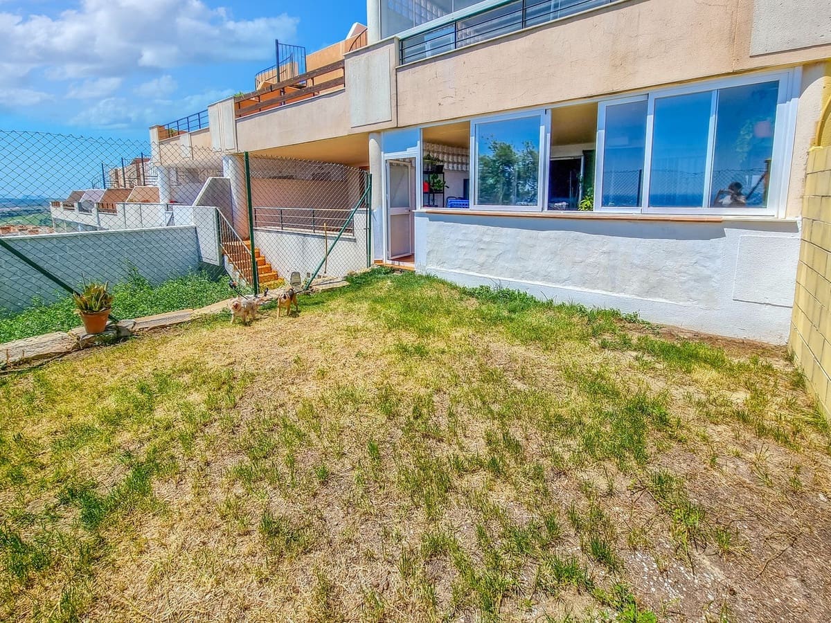 2 slaapkamer Appartement te koop in Casares met zwembad garage - € 245.000 (Ref: 9143468)