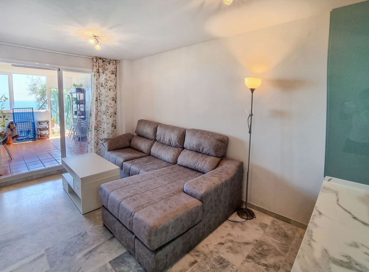 2 slaapkamer Appartement te koop in Casares met zwembad garage - € 245.000 (Ref: 9143468)