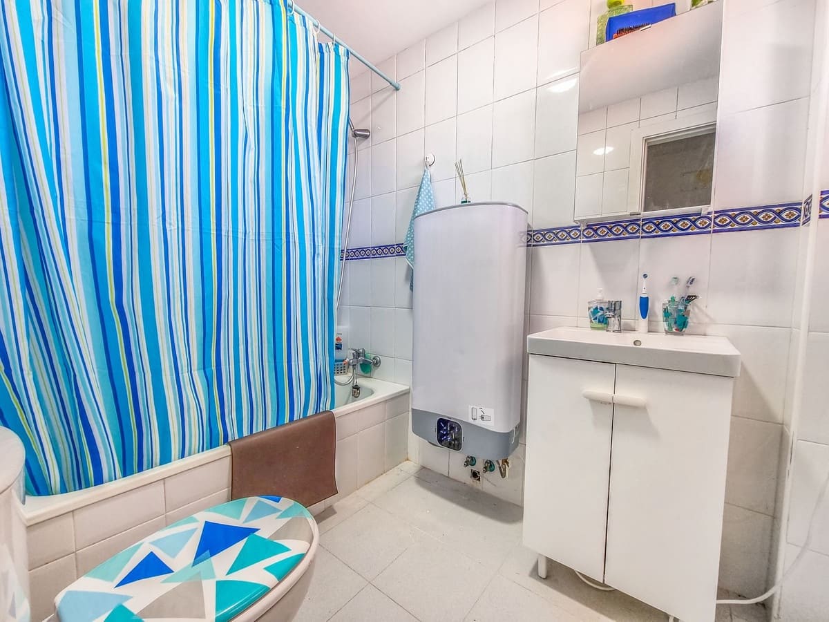 2 slaapkamer Appartement te koop in Casares met zwembad garage - € 245.000 (Ref: 9143468)